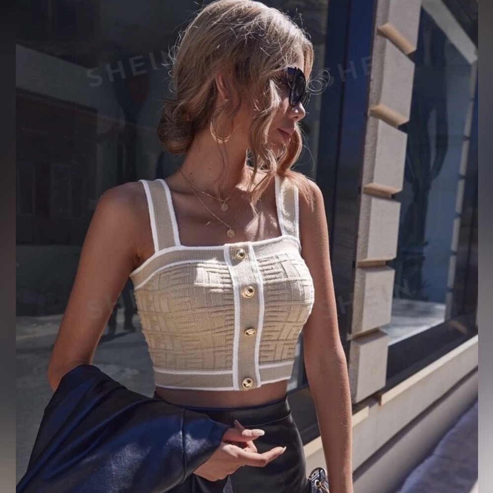 Cropped sweater top